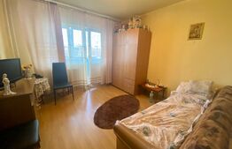 Apartament de 3 camere, 65mp, etaj 1, decomandat, Intre Lacuri