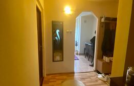 Apartament de 3 camere, 65mp, etaj 1, decomandat, Intre Lacuri