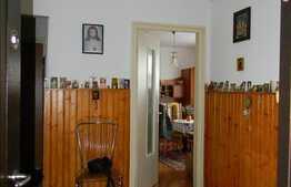 De vanzare 4 camere, 76 mp, balcon, decomandat, zona strazii Campului