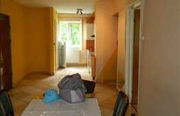 3 camere, 70 mp, semidecomandat, 1 balcon, zona strazii Negoiu!