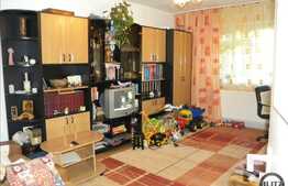 Vanzare apartament 2 camere decomandate, 51 mp utili, finisaje ingrijite!