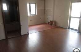 2 camere, decomandat, 52 mp, balcon, garaj, izolat termic, boxa, zona Kaufland!