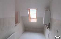 Apartament la mansarda, 2 camere, 57 mp, finisaje noi! Zona linistita!