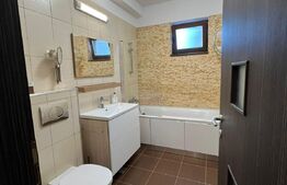 Apartament 2 camere, 64mp, loc de parcare, strada Sub Cetate