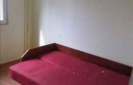 De inchiriat apartament 3 camere, semidecomandat, ideal pentru studenti