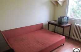 De inchiriat apartament 3 camere, semidecomandat, ideal pentru studenti