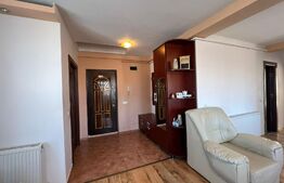 Apartament 3 camere, 67 mp, parcare , zona Teilor 