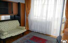 3 camere, 70 mp, decomandat, balcon, zona Parcul Central!