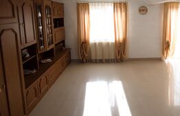 Apartament 110 mp, 4 Camere, 2 Băi, 3 Balcoane în Centrul Câmpia Turzi