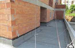 2 camere, 53.5 mp, semifinisat, terasa 52 mp, zona strazii Plopilor!