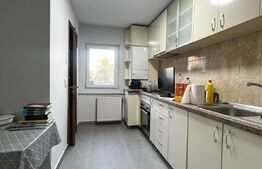 Apartament de 4 camere, 80 mp, intermediar, Plopilor