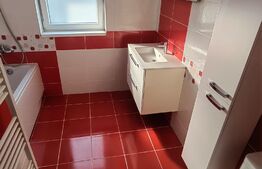 Apartament 3 camere, 60mp, parcare, parter, zona Stadionului