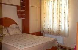 2 camere, 52 mp, gradina 40 mp, 2 parcari, zona Campului!