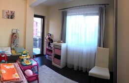 Apartament 3 camere, 57mp, intermediar, parcare, zona Stejarului