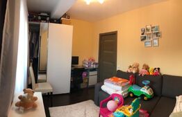 Apartament 3 camere, 57mp, intermediar, parcare, zona Stejarului