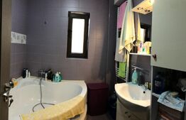 Apartament 3 camere, 57mp, intermediar, parcare, zona Stejarului