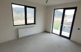 Case individuale, 5 camere, 120 mp, 500 teren, Luna de Sus