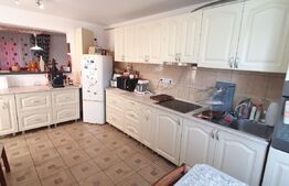 Casa Individuala 5 camere, 200mp utili, 1150mp teren, garaj, mobilata, Iclod