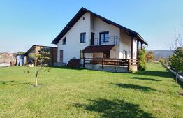 Casa Individuala 5 camere, 200mp utili, 1150mp teren, garaj, mobilata, Iclod