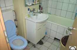 De vanzare garsoniera, 28 mp utili, mobilata, zona strazii Bucegi!