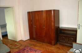 Apartament de vanzare 2 camere, 48 mp utili, parcare, zona strazii Traian