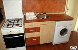 Apartament de vanzare 2 camere, 48 mp utili, parcare, zona strazii Traian