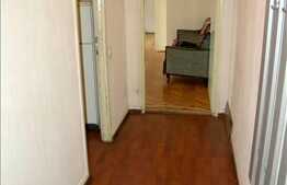 Apartament de vanzare 2 camere, 48 mp utili, parcare, zona strazii Traian