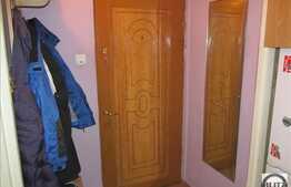 De vanzare 2 camere, 35 mp utili, parcare, boxa la subsol, zona strazii Parang!