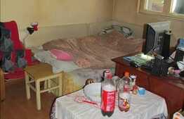 De vanzare 3 camere, 55 mp, balcon, zona strazii Moldoveanu!