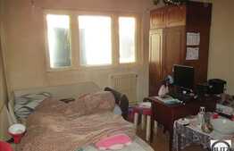 De vanzare 3 camere, 55 mp, balcon, zona strazii Moldoveanu!