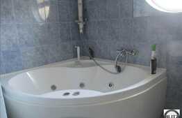 3 camere, 106 mp, decomandat, balcon, parcare, zona strazii Zaharia Stancu!