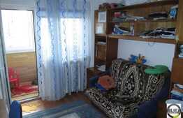 2 camere, 57 mp, decomandat, balcon, parcare, boxa, zona strazii Aurel Vlaicu!