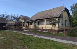 Casa 2 camere, 70 mp,  teren de 3000 mp, sat Boldut 