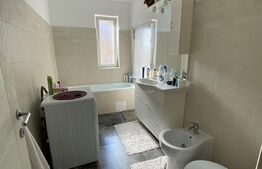 Apartament 2 camere, decomandat, etaj doi, 56mp, zona strazii Florilor