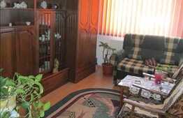 3 camere, 54 mp utili, decomandat, boxa la subsol, zona strazii Mehedinti!