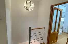 Apartament cu 3 camere, 2 bai, cu parcare, zona 