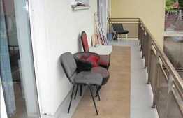 Inchiriere apartament cu 3 camere, 86 mp , cu terasa de 12 mp