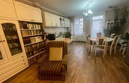 Apartament 3 camere, 75mp, gradina 77mp, parcare, zona Cetatii