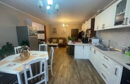 Apartament 3 camere, 75mp, gradina 77mp, parcare, zona Cetatii