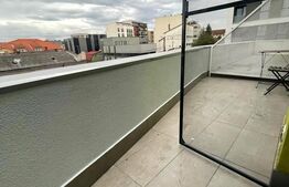 Apartament cu scara interioara, 3 camere, 85mp, parcare, zona strazii Paris