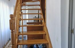 Casa 7 camere, 220mp, zona Zarnesti