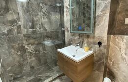 Apartament cu 2 camere, lux, 56mp, zona Scala Frunzisului 