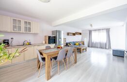 Casă deosebită de vânzare, 139 mp, teren 285 mp, intrare Sânpetru  