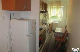 2 camere decomandat, 48 mp utili, etaj 1 in zona Parang