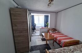 Apartament 3 camere, 76mp, zona Vlahuta