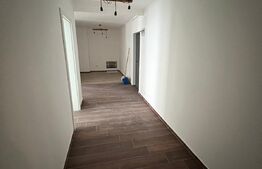 Apartament cu 3 camere, 60mp, zona Vivo