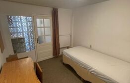 Apartament 2 camere, 50 mp, decomandat, zona UMF