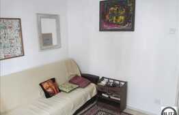 Apartament 3 camere, 51 mp utili, decomandat, zona strazii Parang!