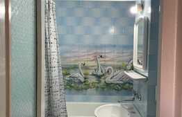 Apartament cu 3 camere, 75 mp, decomandat, 2 balcoane, zona McDonald!