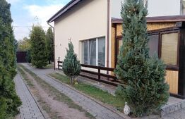 Casă spațioasă, 5 camere,  200 mp, teren 775 mp, Sânpetru